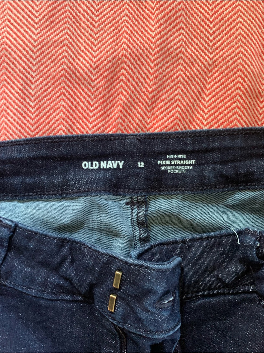 Old Navy Pixie Straight High-Rise Jeans in Dark Indigo